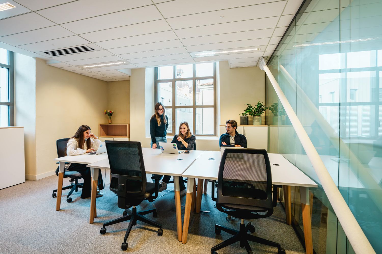 Bureau - 6 personnes