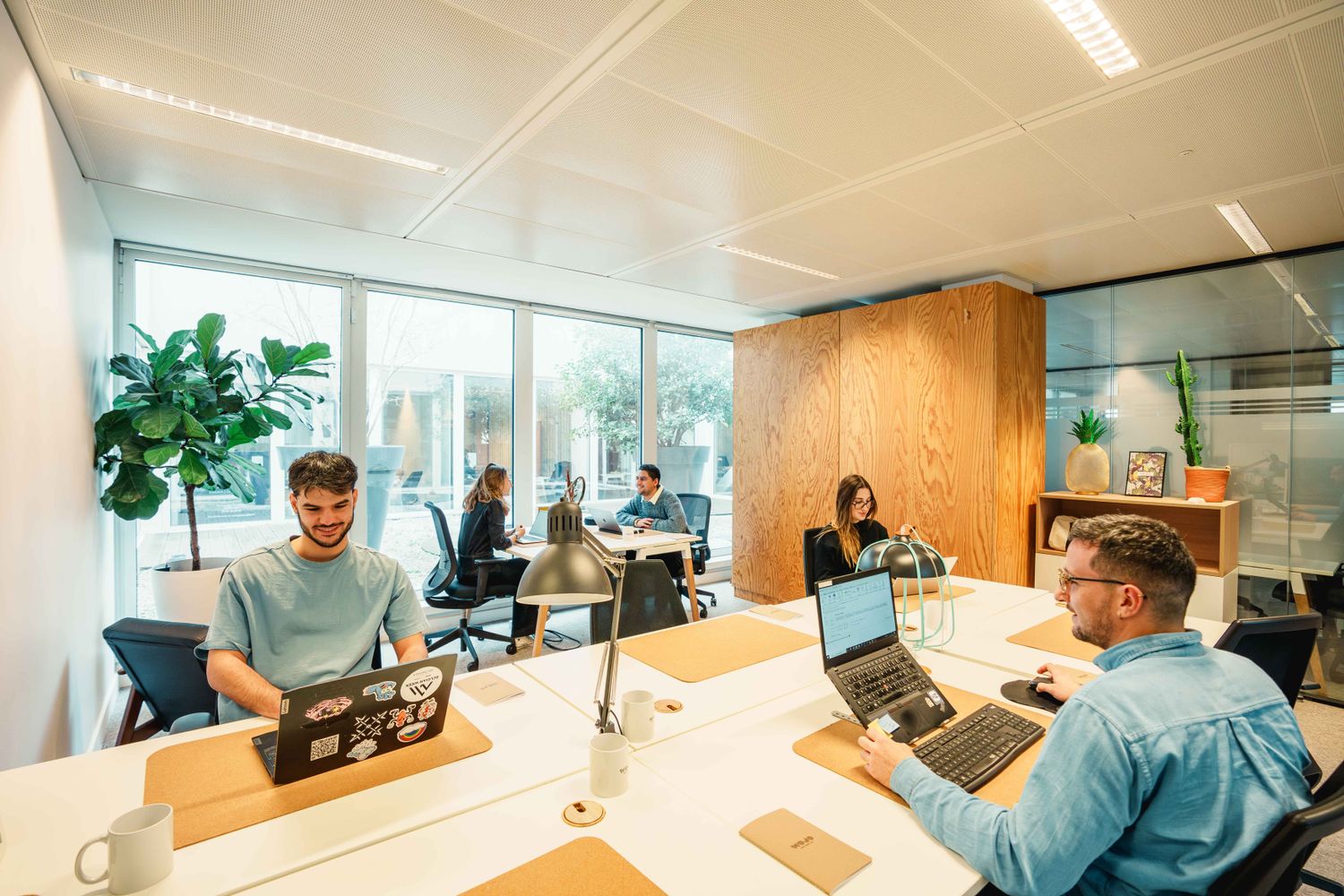 Bureau - 12 personnes