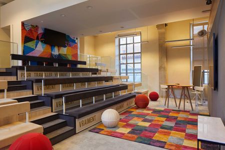 VENDREDI -30% - La Petite Scène