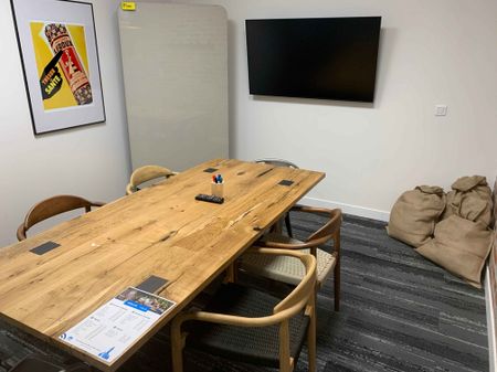 Sala de reunión - CHICOREE - R3