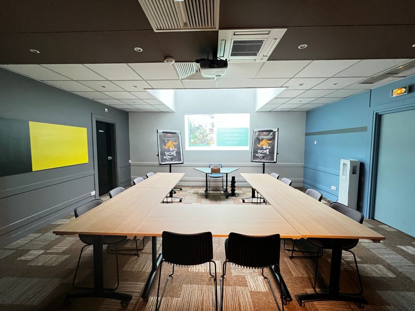 Meeting Room - 20 people